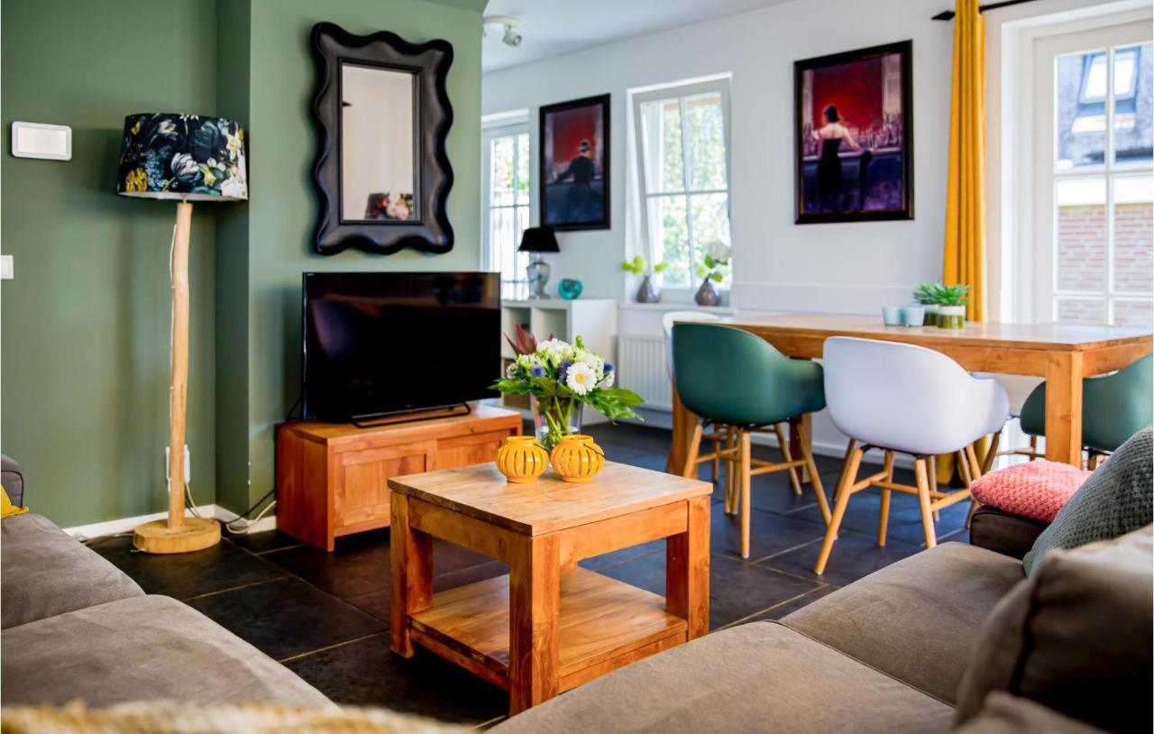 3 Bedroom Stunning Home In Breukelen Exterior photo