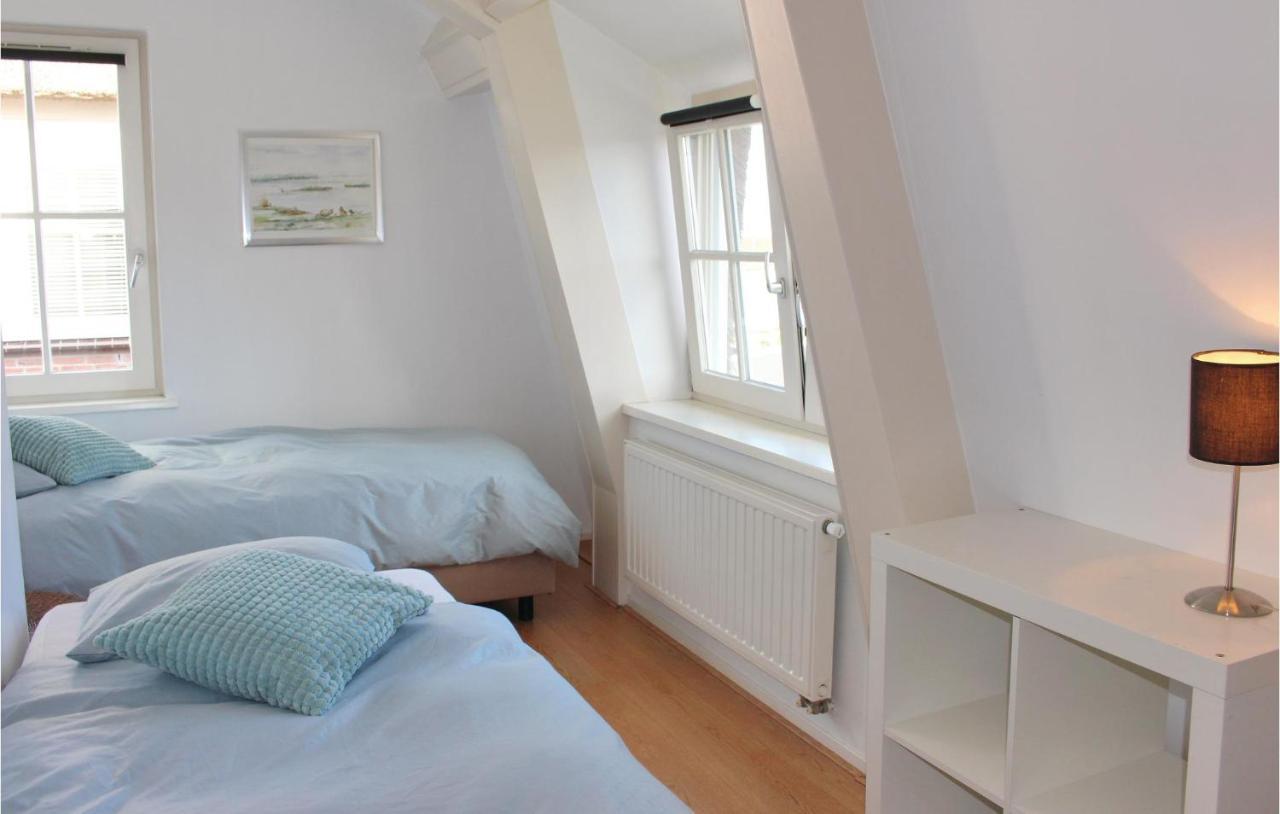 3 Bedroom Stunning Home In Breukelen Exterior photo