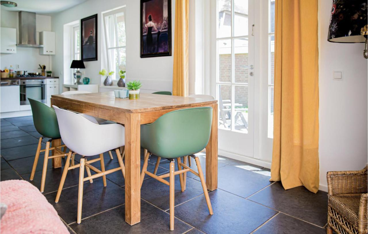 3 Bedroom Stunning Home In Breukelen Exterior photo